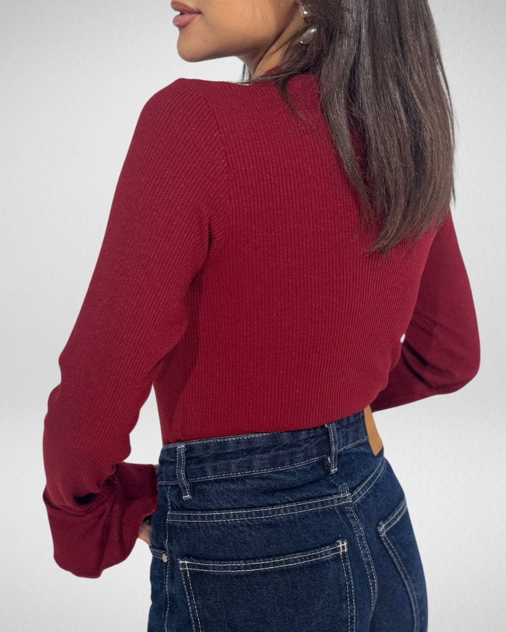 Basic Knitwear | خُيُوطٌ